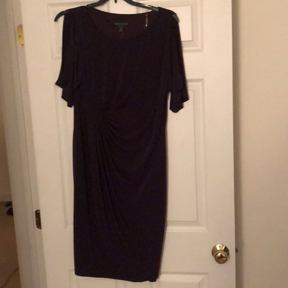 Dresses & Skirts - NWT deep purple dress